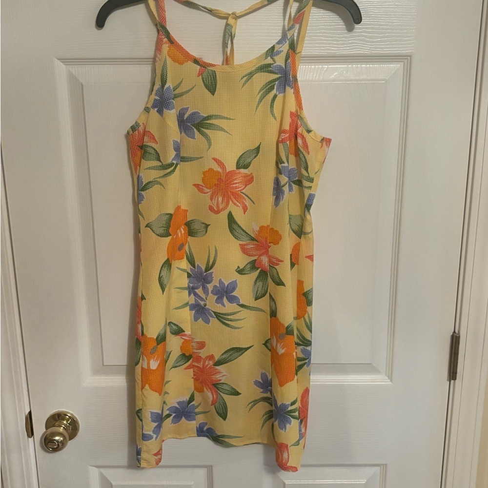 Shok yellow dress with flowers in size medium.